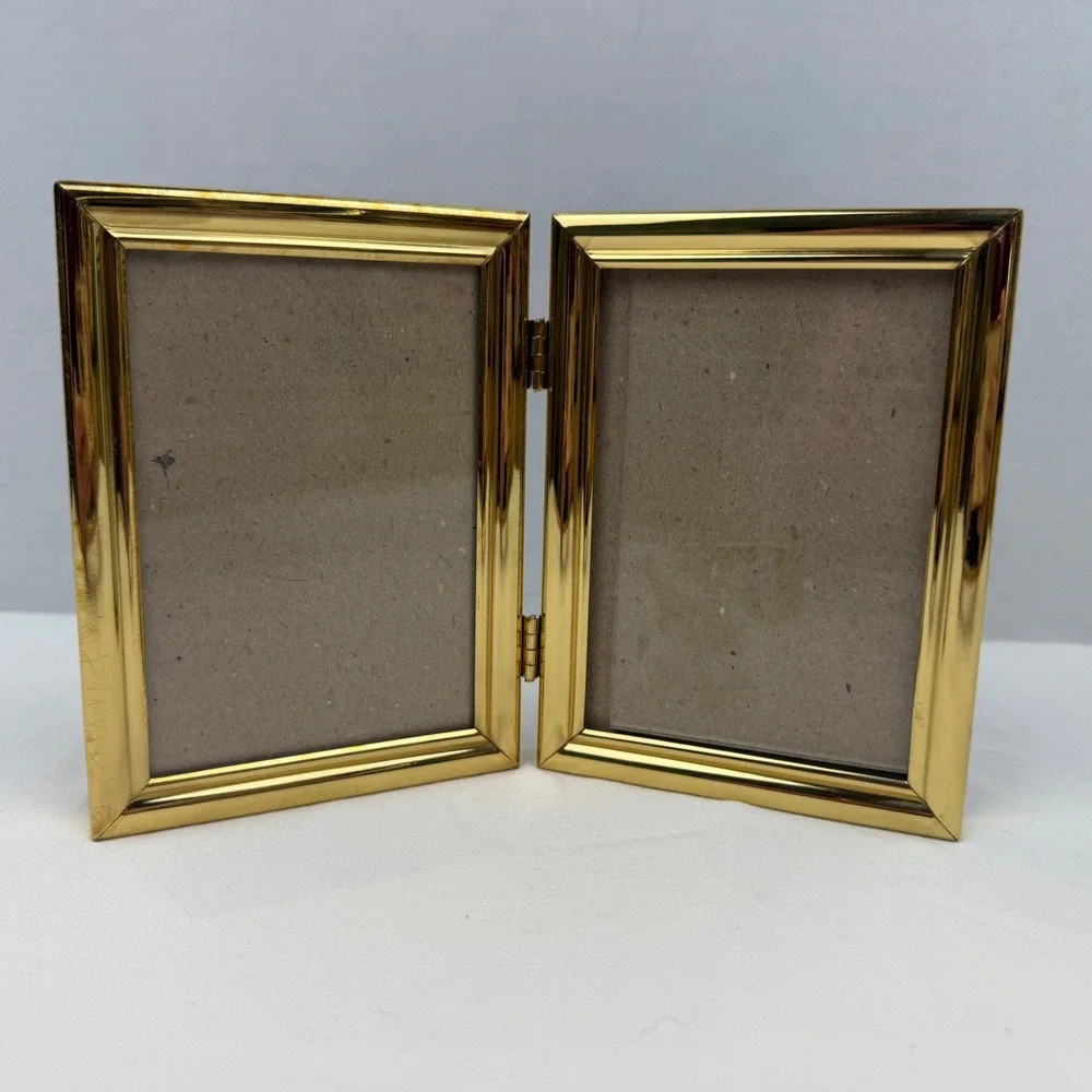 Vintage Gold Metal Double Hinge Picture Frame 4x6 Portrait Tabletop Wall Mount